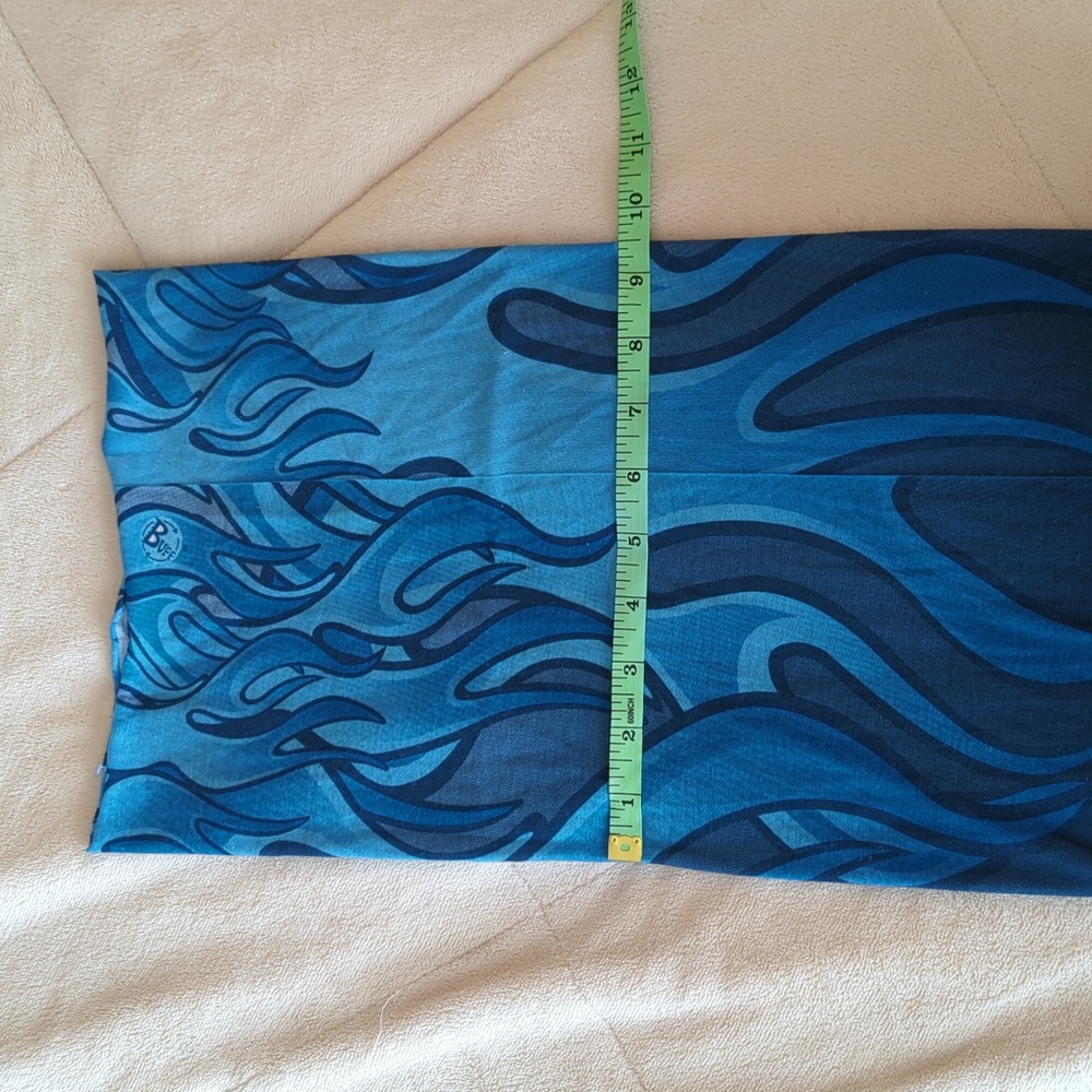 Buff multi functional neck/head gaitor - Picture 2 of 3